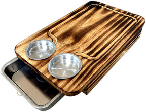 Kit Churrasco Premium com Tábua de Madeira Desenhada, 2 Potes Removíveis, Faca e Garra de Urso para Carne