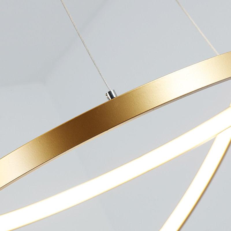 LUSTRE PENDENTE EM ANÉIS DE LED